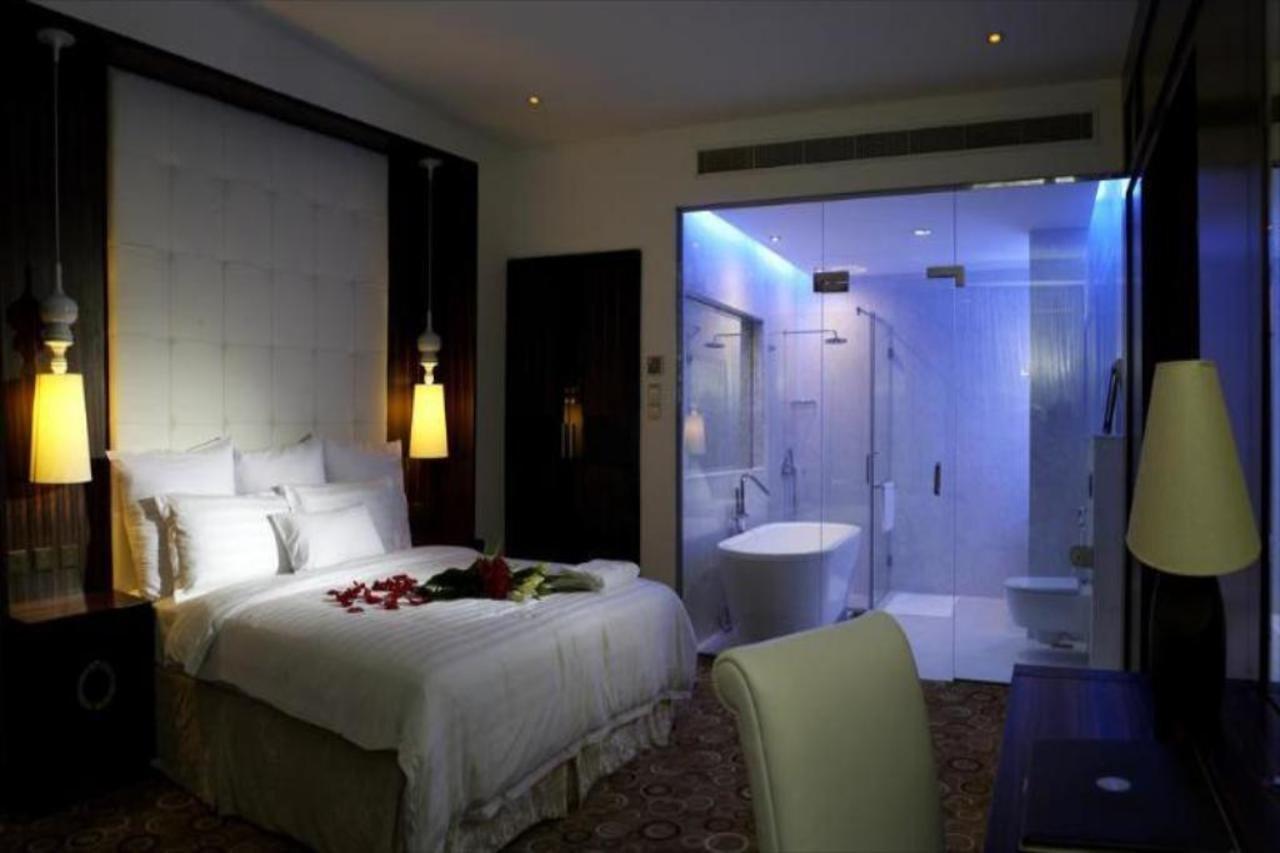 Loumage Hotel & Suites Манама Экстерьер фото
