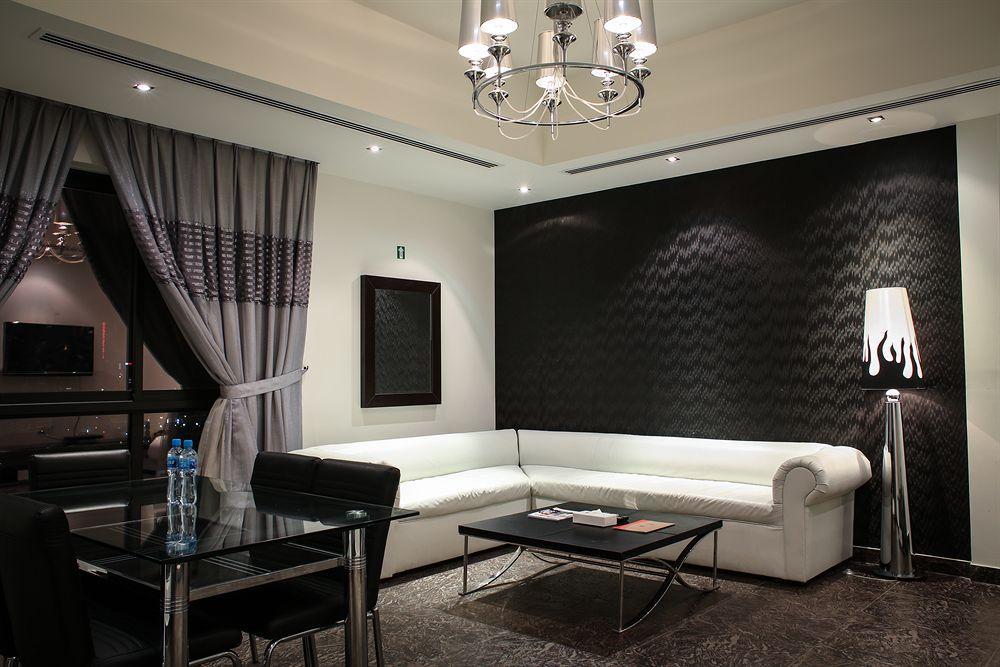 Loumage Hotel & Suites Манама Экстерьер фото