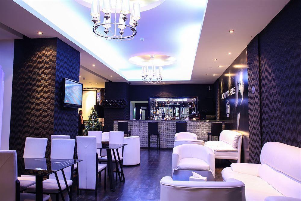 Loumage Hotel & Suites Манама Экстерьер фото