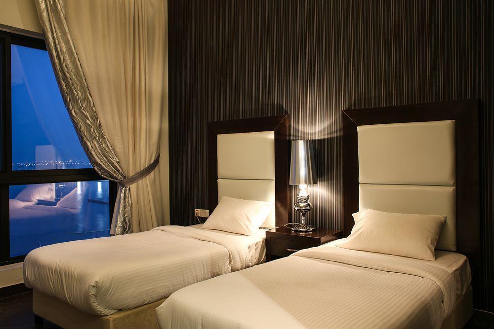 Loumage Hotel & Suites Манама Экстерьер фото