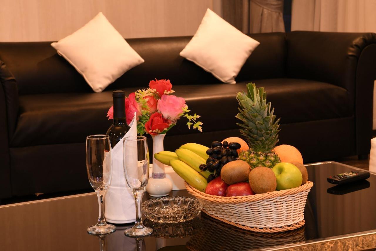 Loumage Hotel & Suites Манама Экстерьер фото